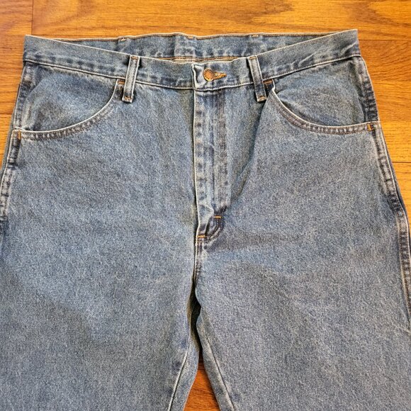 Rustler by Wrangler Heavyweight Jeans Mens 35x34 Medium Wash Straight Leg NEW B3 - Picture 2 of 5